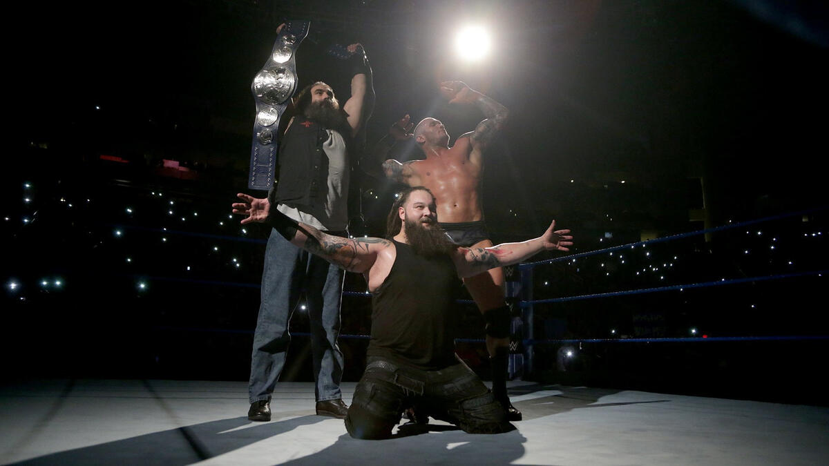 Orton & Wyatt retain the SmackDown Tag Team Championship.