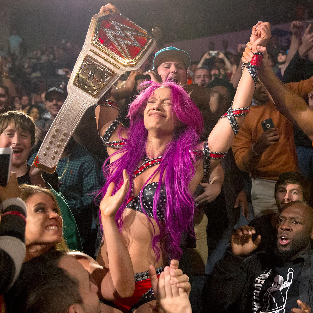Sasha Banks wins Raw Women's Championship: Raw, Nov. 28, 2016