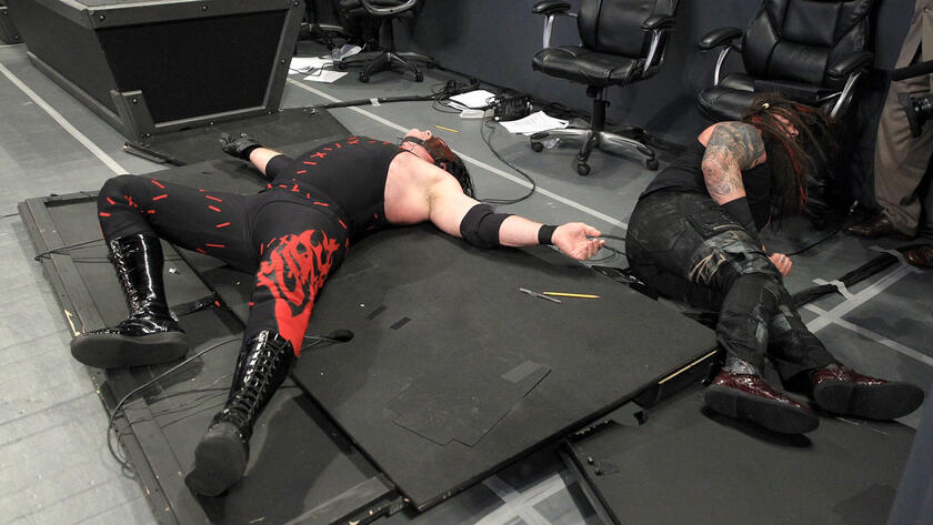 Bray Senton Drives Kane through the table