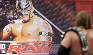 2008: Rey Mysterio drafted to Raw