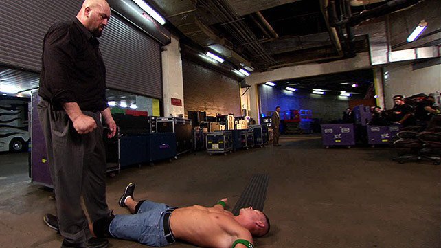 Big Show knocks out John Cena