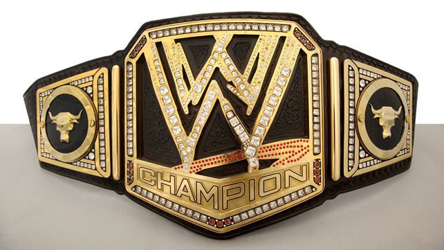 A confecção do novo título da WWE: Como o WWE Championship foi reinventado em 540 dias