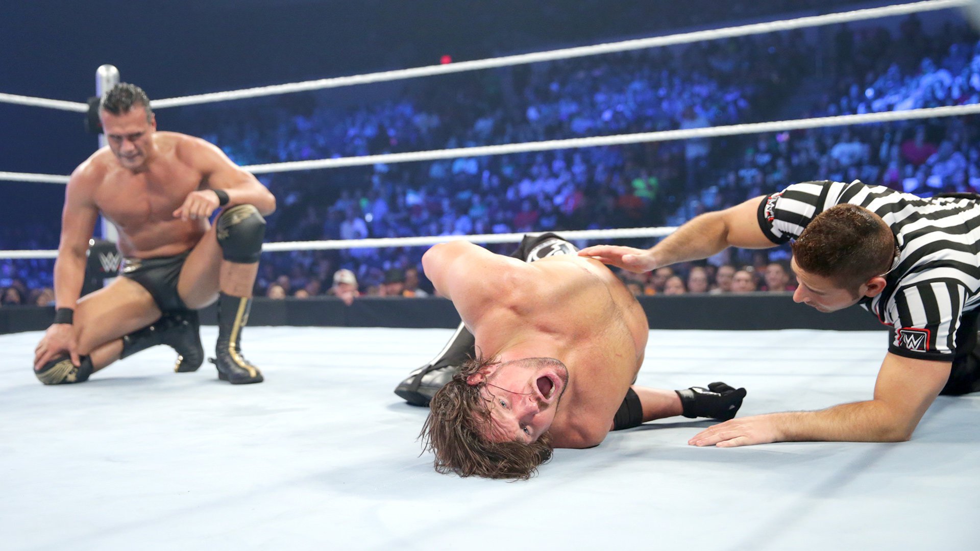 SmackDown: April 14, 2016 | WWE