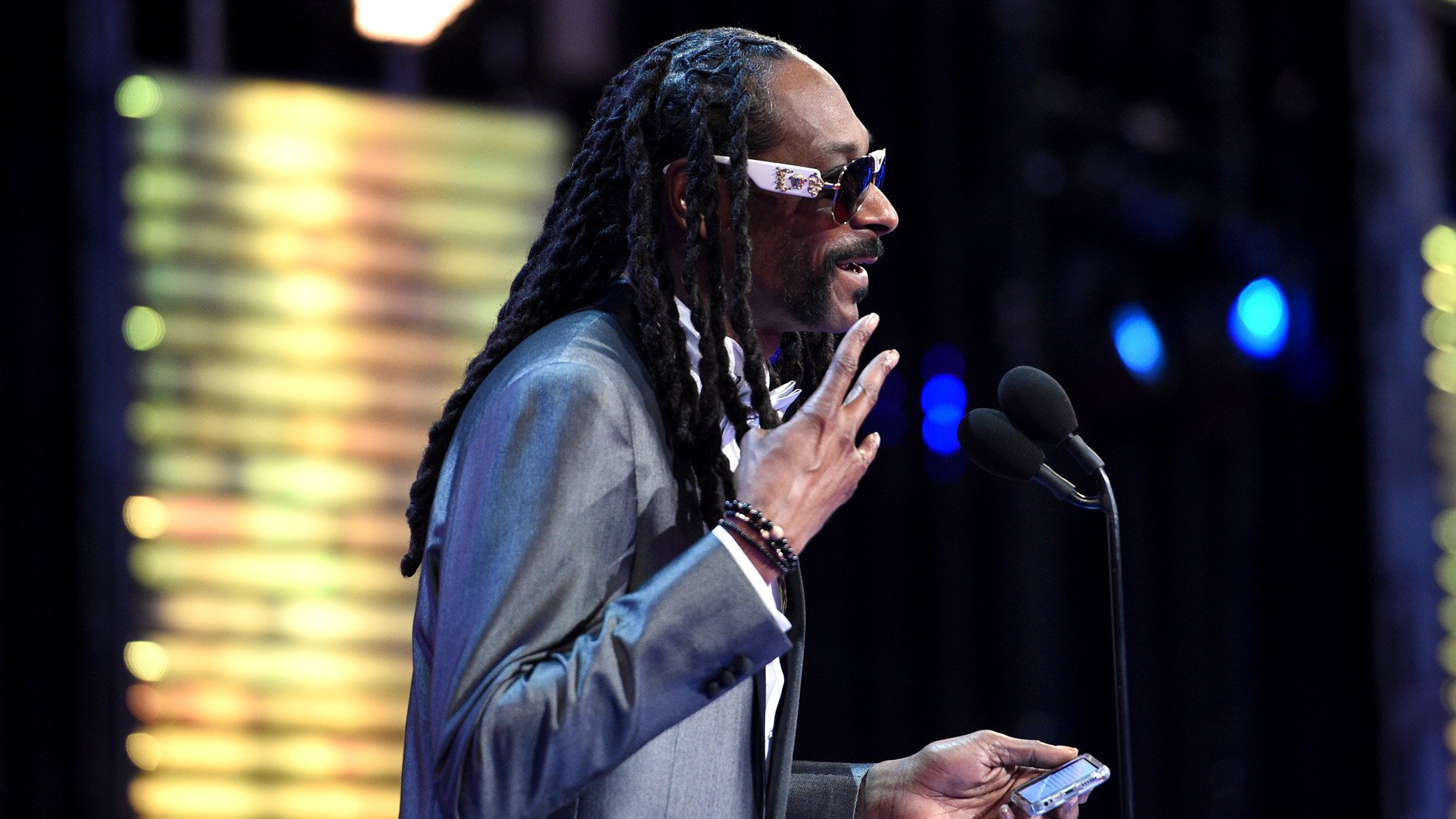 Snoop Dogg Reportedly Has WWE Heat Over Upcoming AEW Appearance