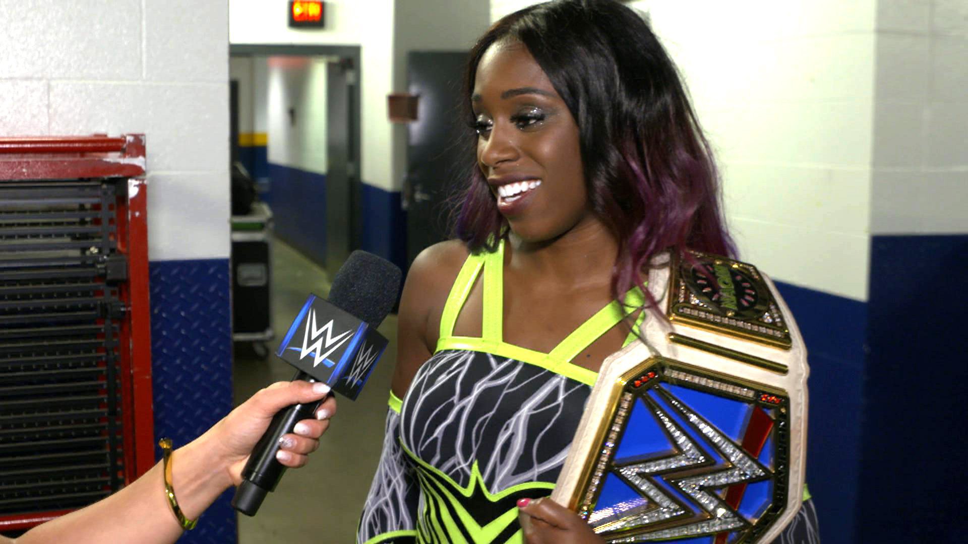 SmackDown Women's Champion Naomi def. Lana | WWE