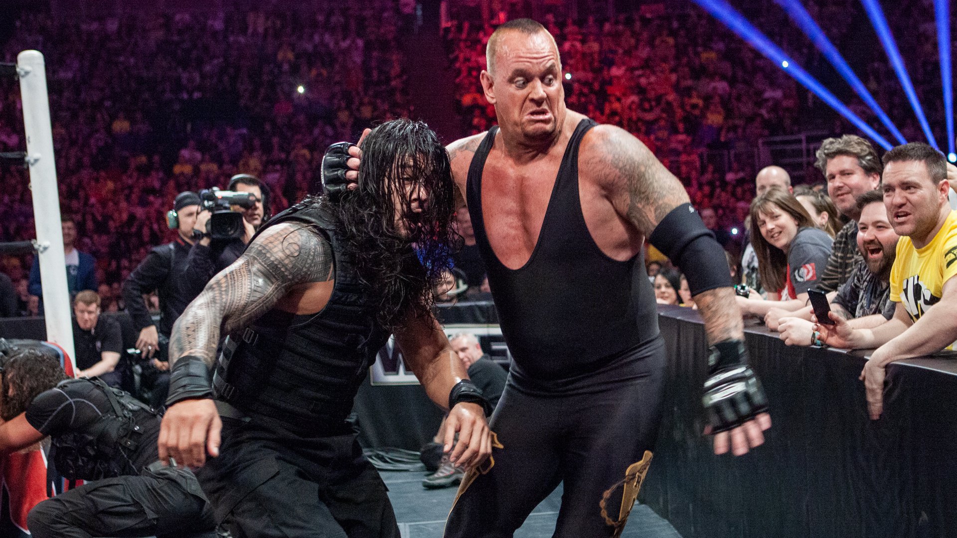 Wrestlemania 33 results - Roman Reigns defeats The Undertaker ​ | WWE News  - Times of India