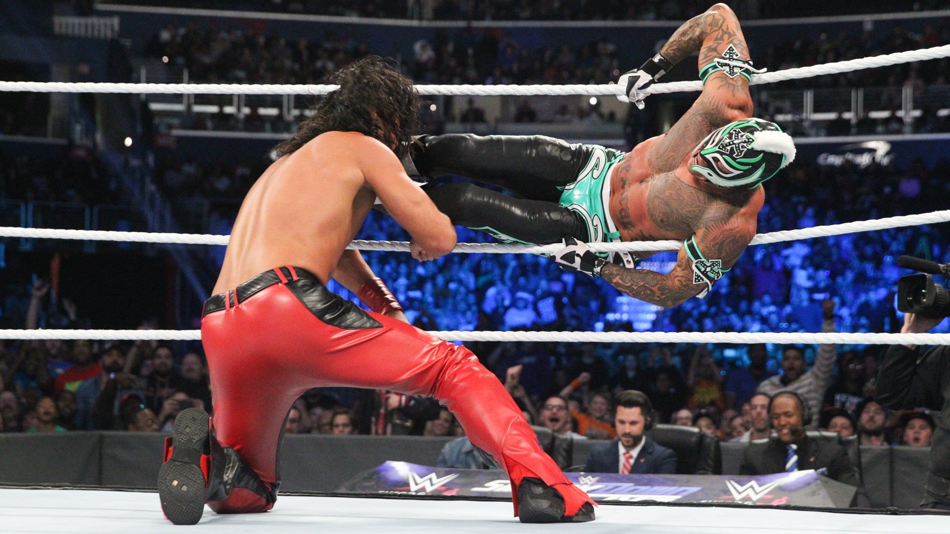 WWE Smackdown Results: Shinsuke Nakamura delivers 'low blow' to