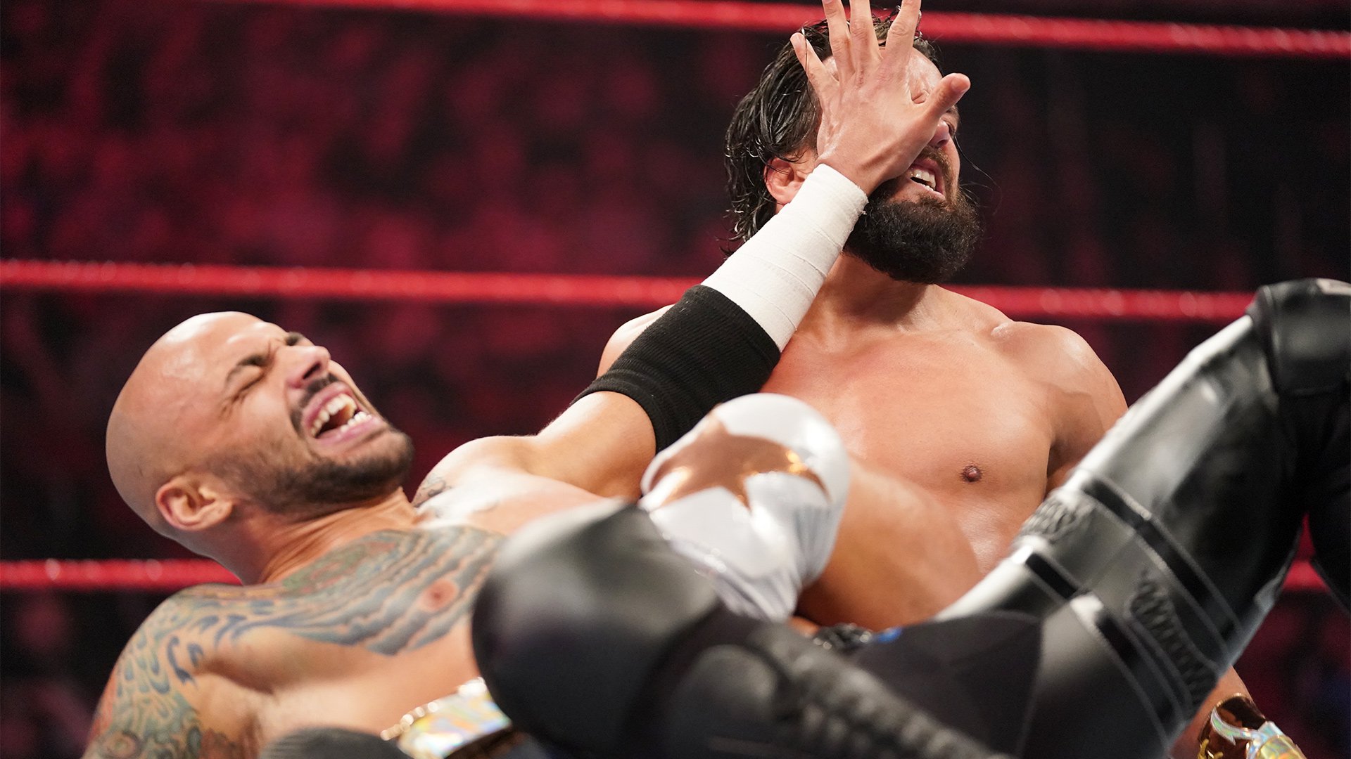 WWE WRESTLING NEWS UPDATES 2019: Ricochet def. Tony Nese