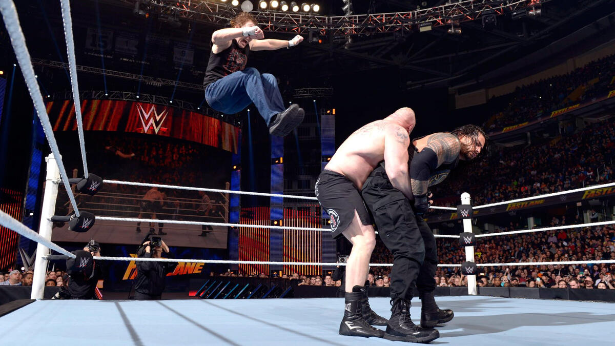 Roman Reigns Vs Brock Lesnar Vs Dean Ambrose Triple Threat