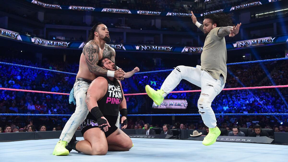 Heath Slater & Rhyno vs. The Usos – SmackDown Tag Team Championship Match: photos | WWE