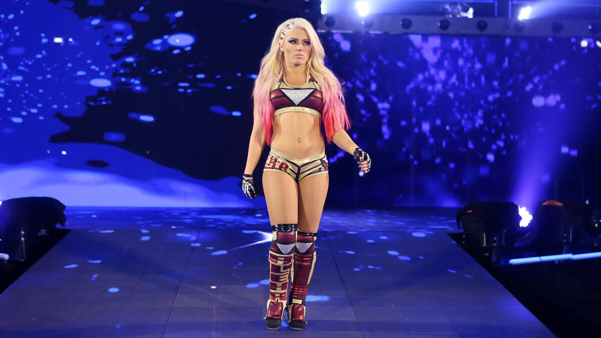 Raw Women's Champion Bayley vs. Alexa Bliss: photos | WWE