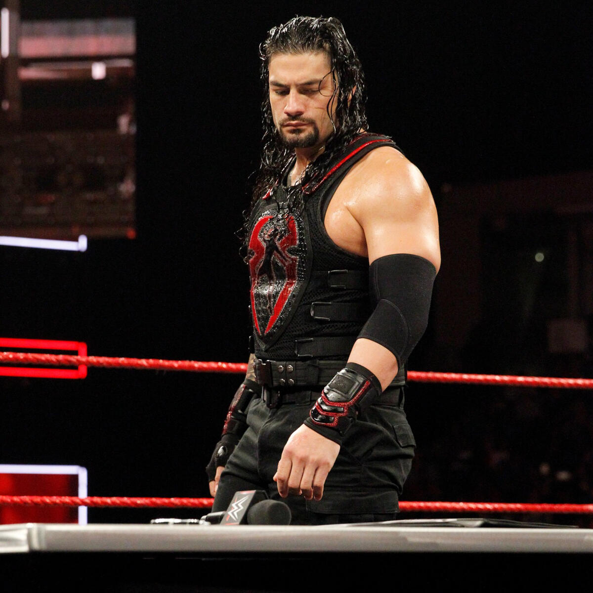 John Cena And Roman Reigns Make Their Wwe No Mercy Match Official