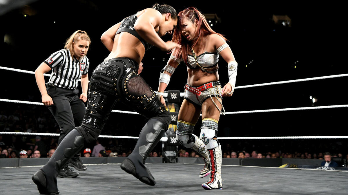 Shayna Baszler vs. Kairi Sane – NXT Women's Championship Match ...