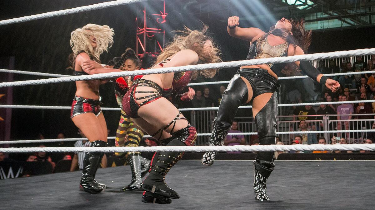 WWE Photo