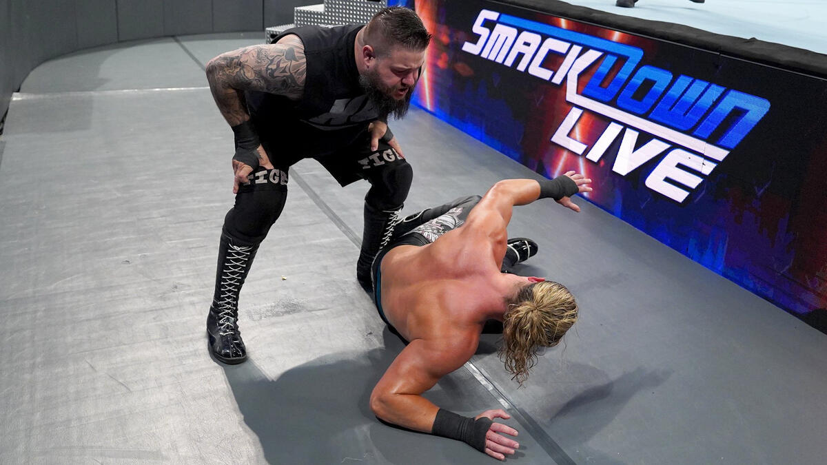 Main Event Smackdown Live