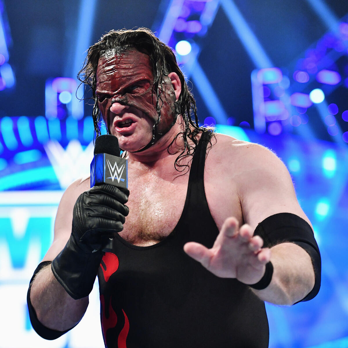 Kane Helps Daniel Bryan Take A Piece Of The Fiend Bray Wyatt Photos Wwe