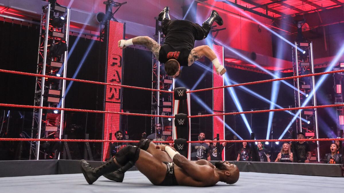 WWE Photo