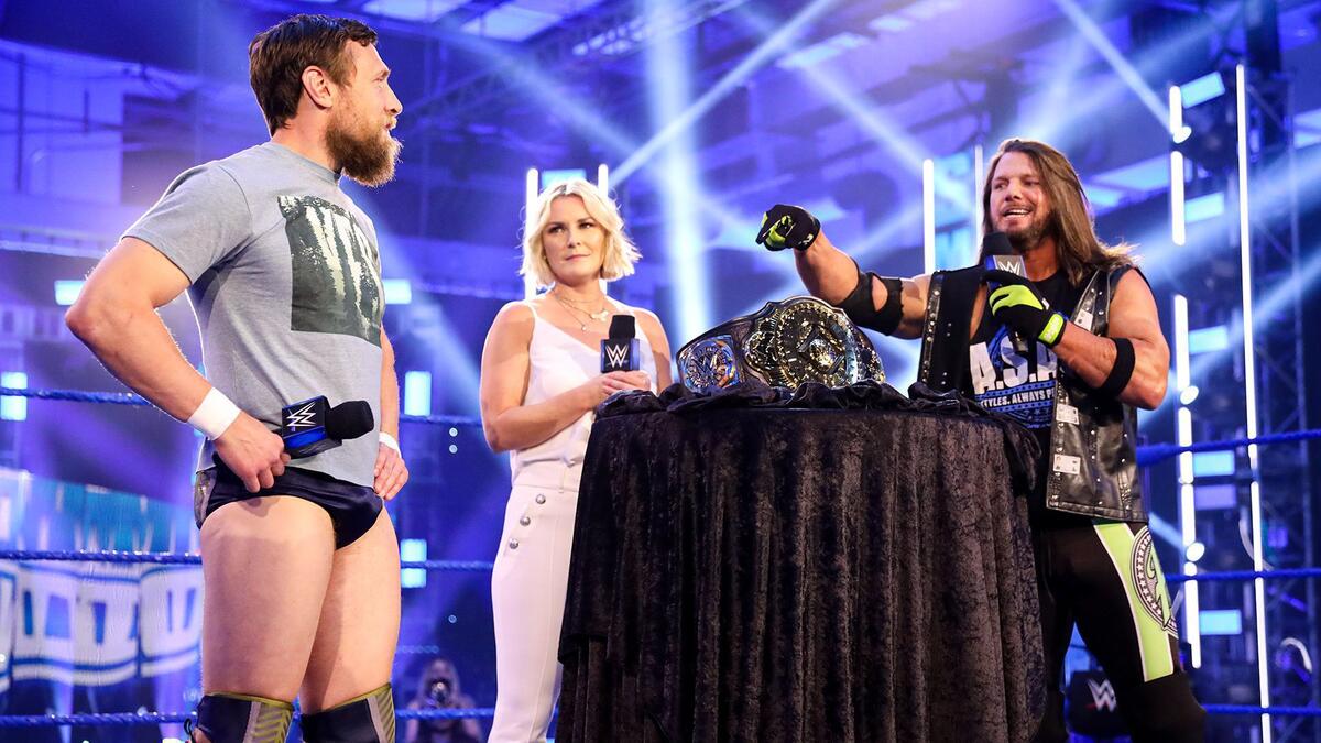 WWE Photo