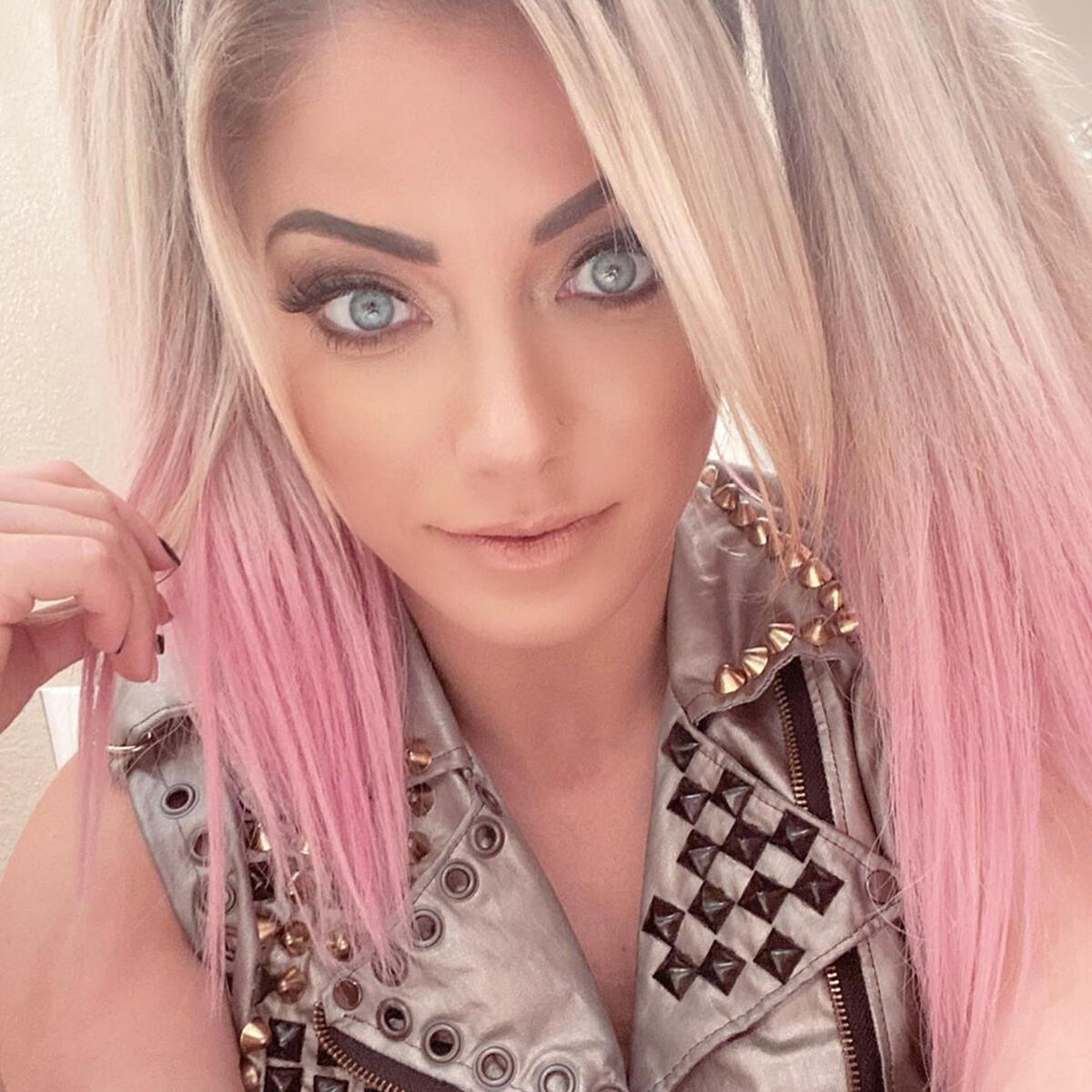 006_@alexa_bliss_wwe_--3b4569514be41c36f