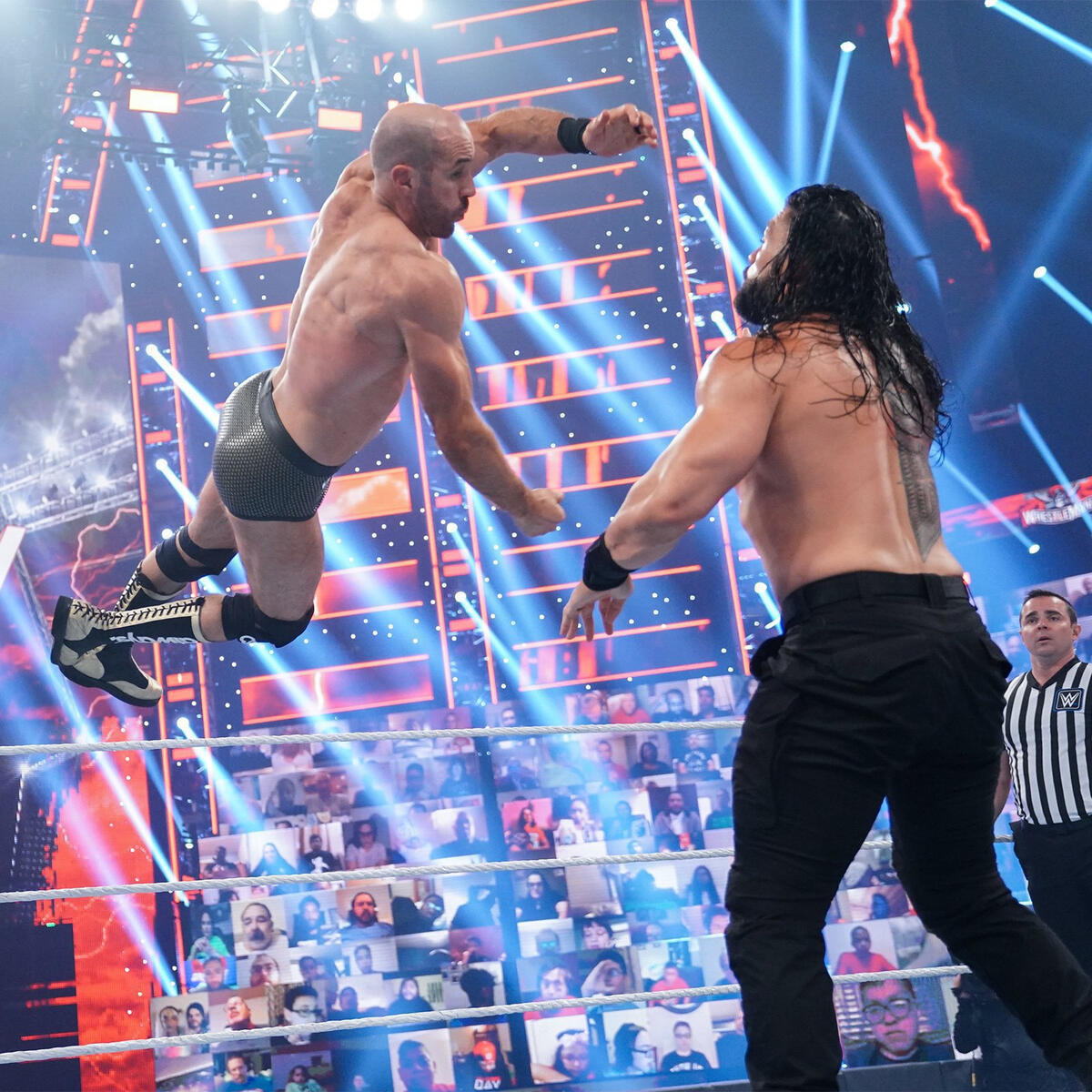 Roman vs. Cesaro -- Universal Championship Match: photos | WWE