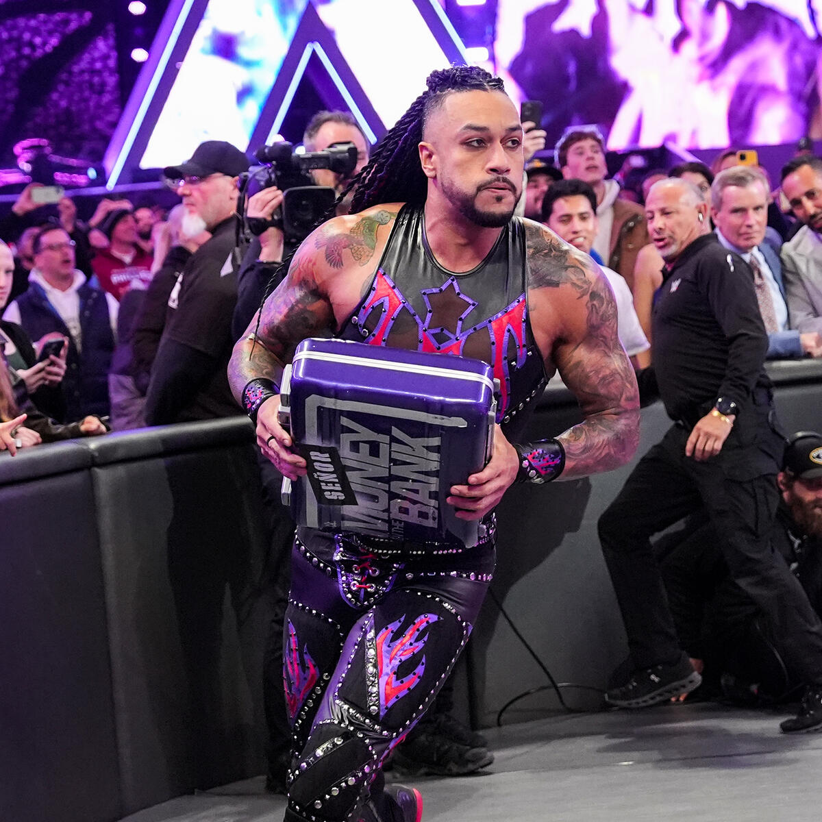 Damian Priest cashes in contract to win World Heavyweight Title: photosWWE