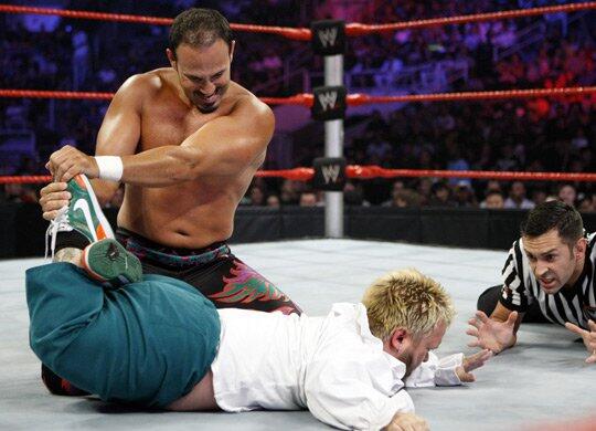 Hornswoggle vs. Chavo GuerreroWWE