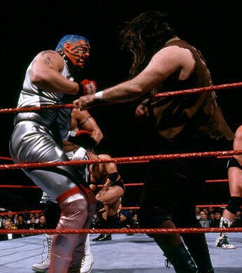 Royal Rumble historical photos: 1998-2002 | WWE