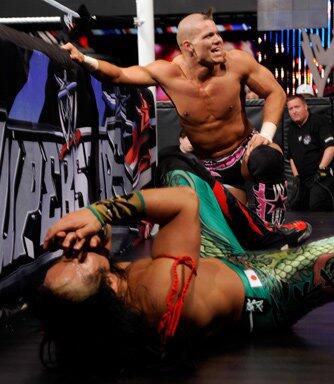 Yoshi Tatsu vs. Tyson KiddWWE