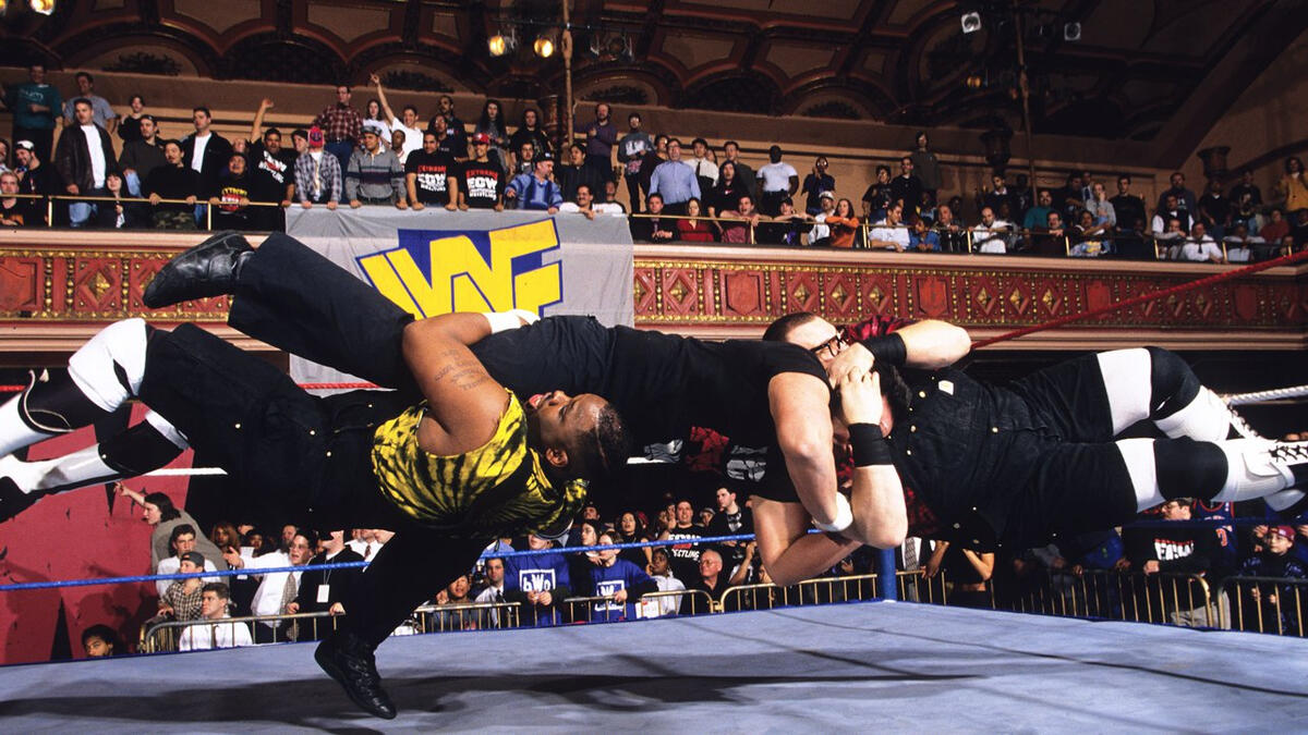 40_WWE-Encyclopedia-980.jpg