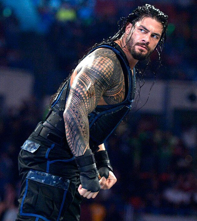 Should Reigns Ditch The Cargo Pants  rSquaredCircle