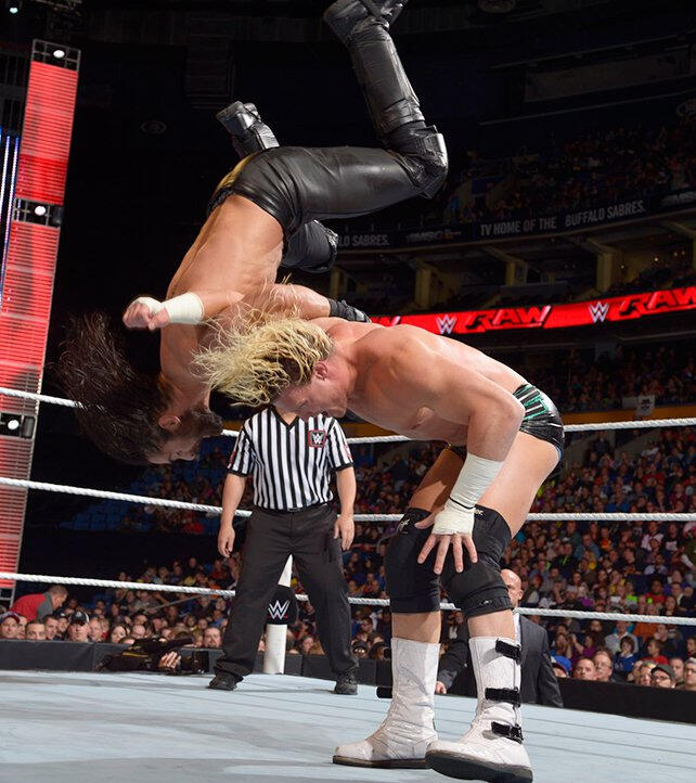 Dolph Ziggler vs. Seth Rollins – Intercontinental Championship Match ...