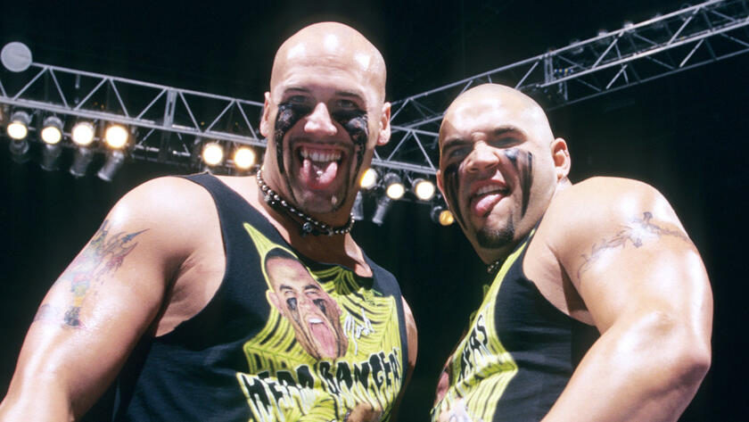 Headbangers Signs WWE Nostalgia Contracts