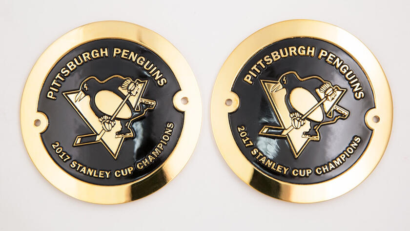 The 2017 Stanley Cup is engraved with the names of the Penguins! - PensBurgh