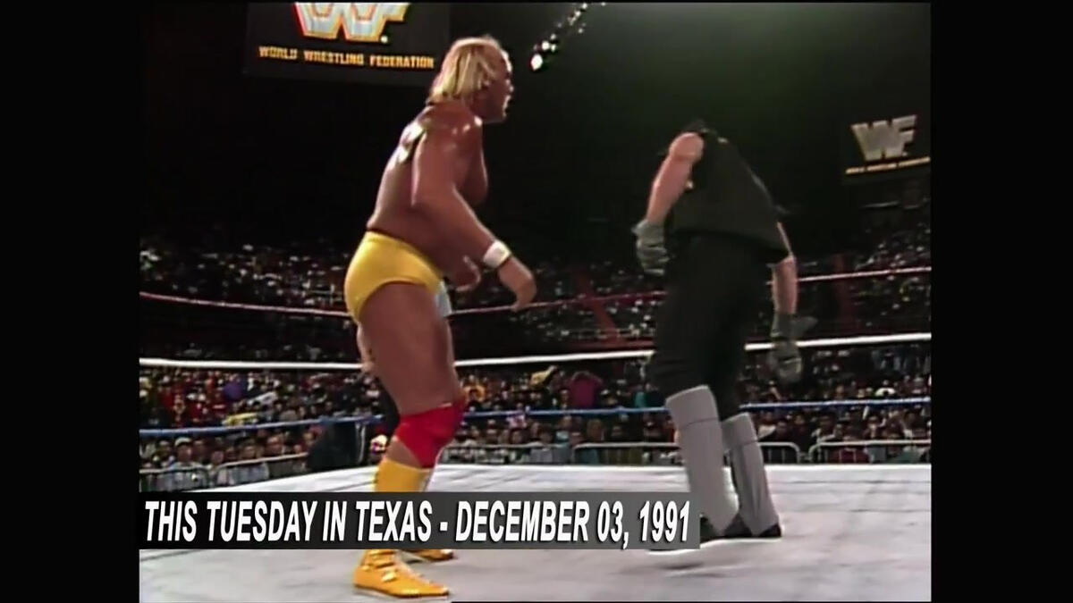 Ubetydelig Vægt administration Hulk Hogan vs. Undertaker: WWE App Exclusive, Aug. 1, 2014 | WWE