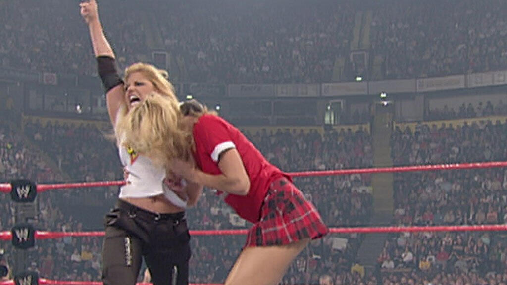 Trish Stratus Vs Stacy Keibler Raw October 11 2004 Wwe 