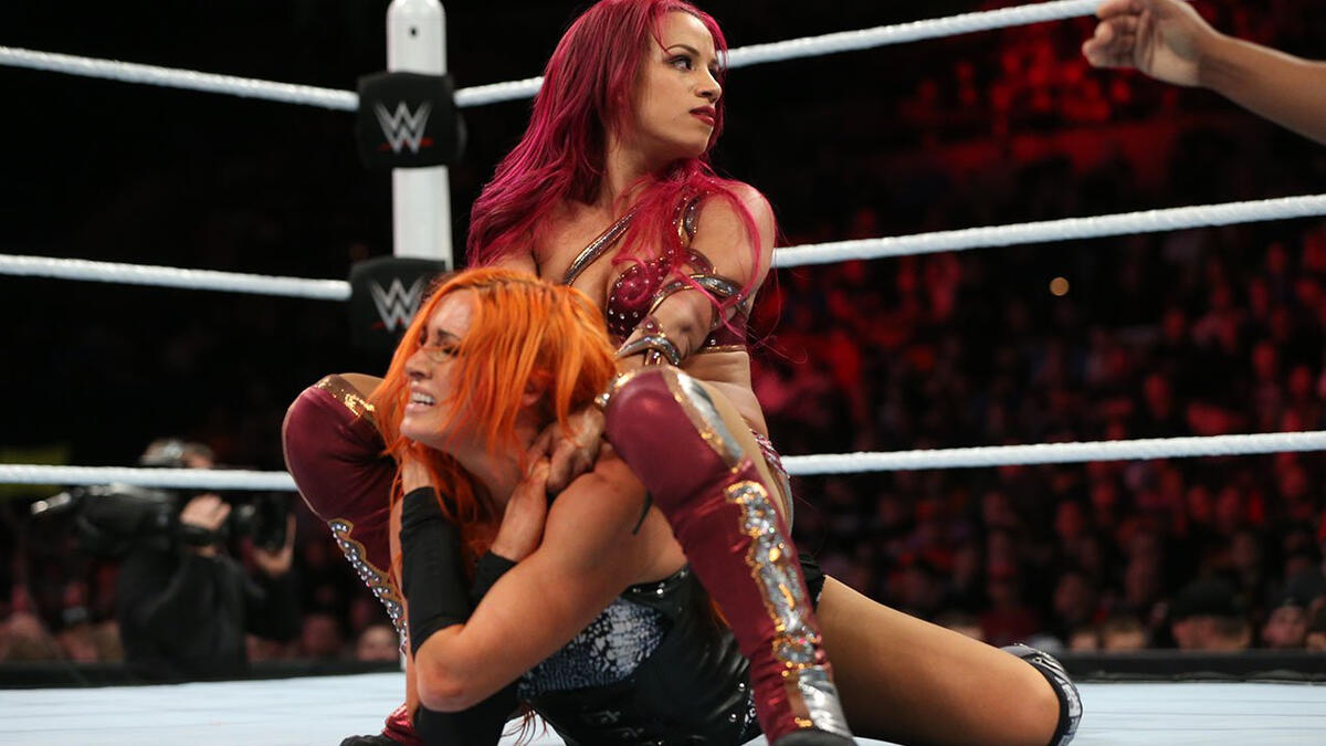 Becky Lynch Set For Huge Steel Cage Match On WWE Raw – TJR Wrestling