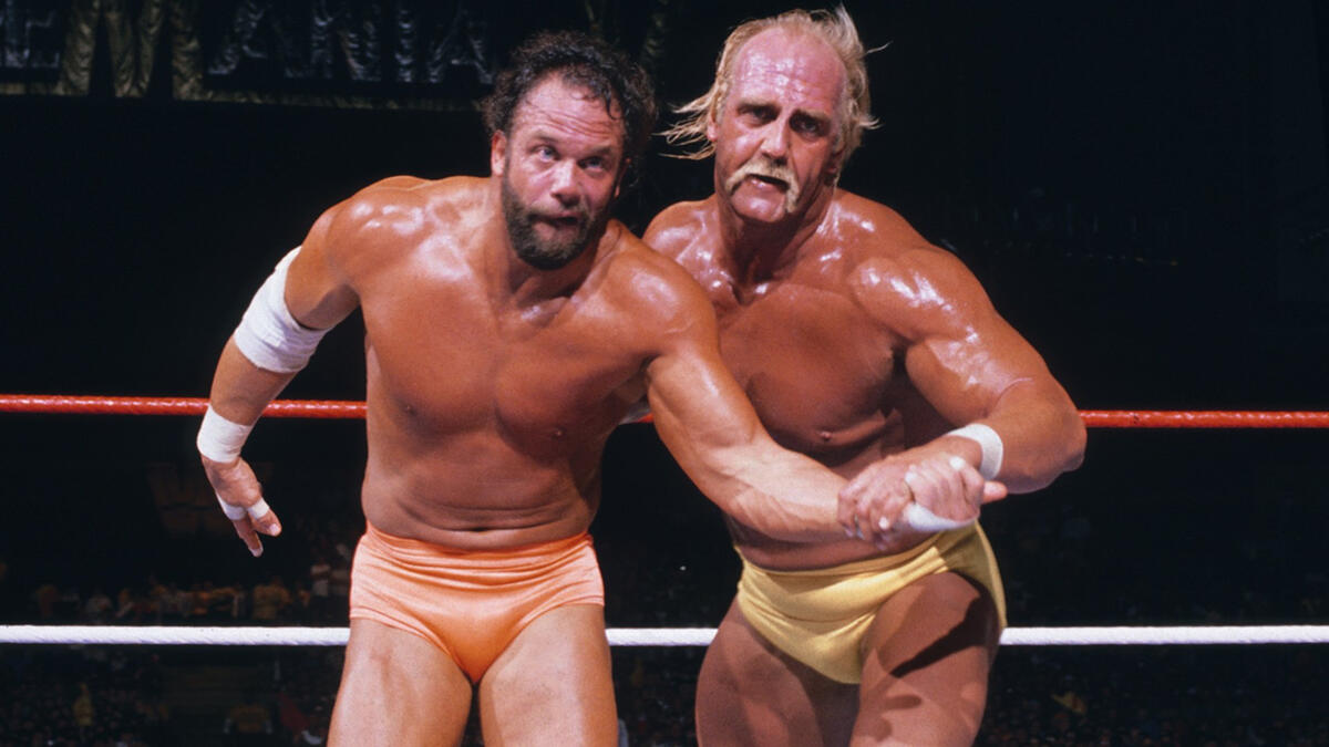 Hulk Hogan vs. "Macho Man" Randy Savage - WWE Championship Match: WrestleMania 5 | WWE