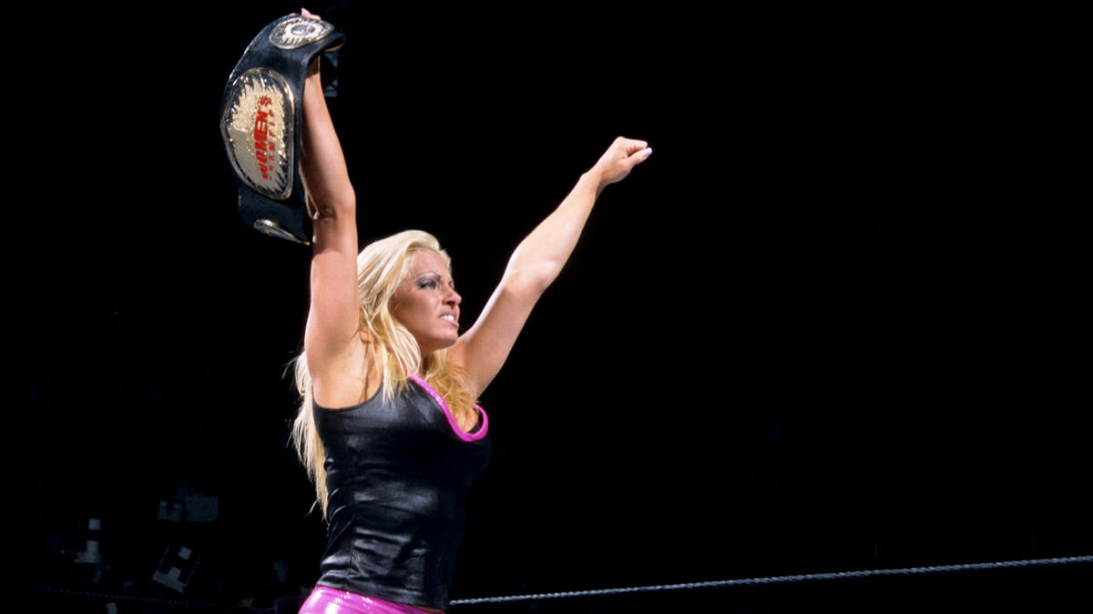 Trish Stratus wins her first Women's Title: Survivor Series 2001 | WWE