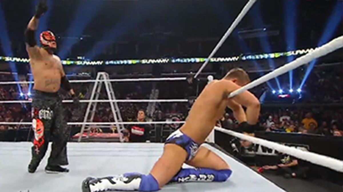 Raw: Rey Mysterio vs. The Miz | WWE