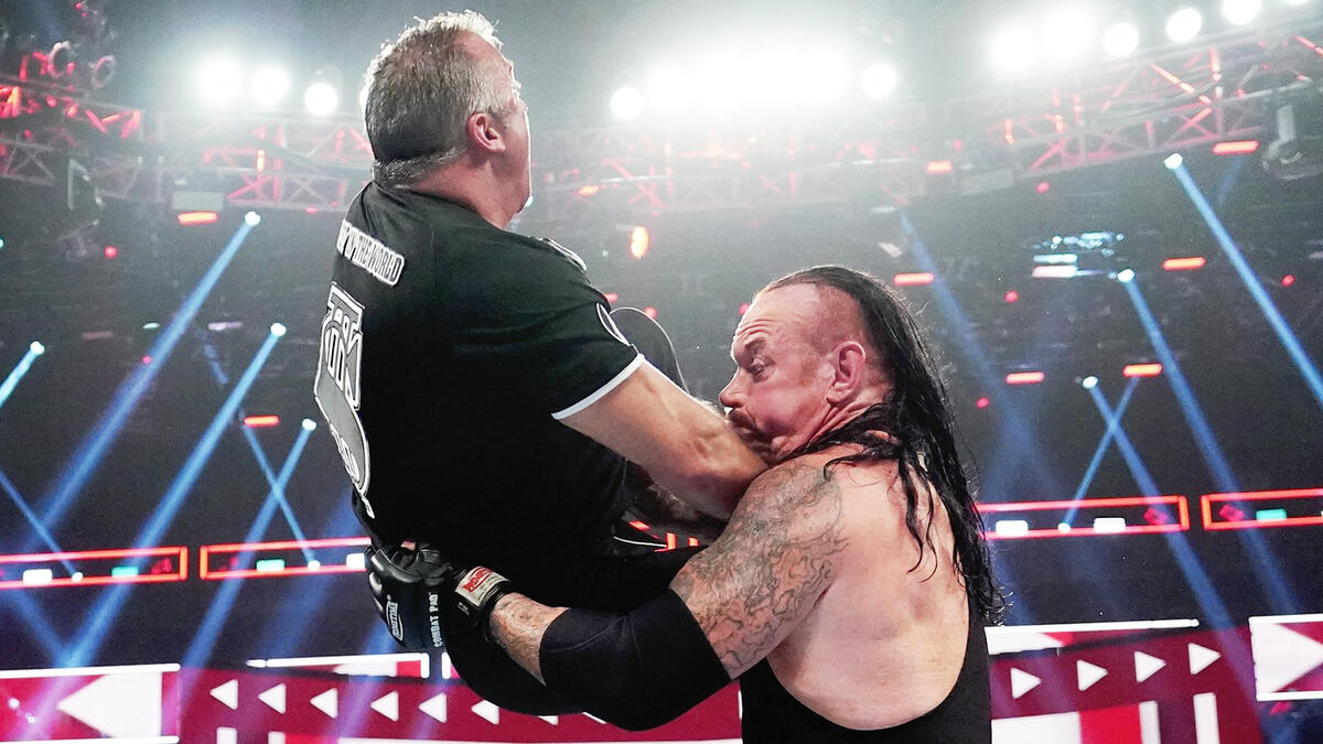 The Undertaker Comes To Roman Reigns Aid Raw June 24 2019 Wwe
