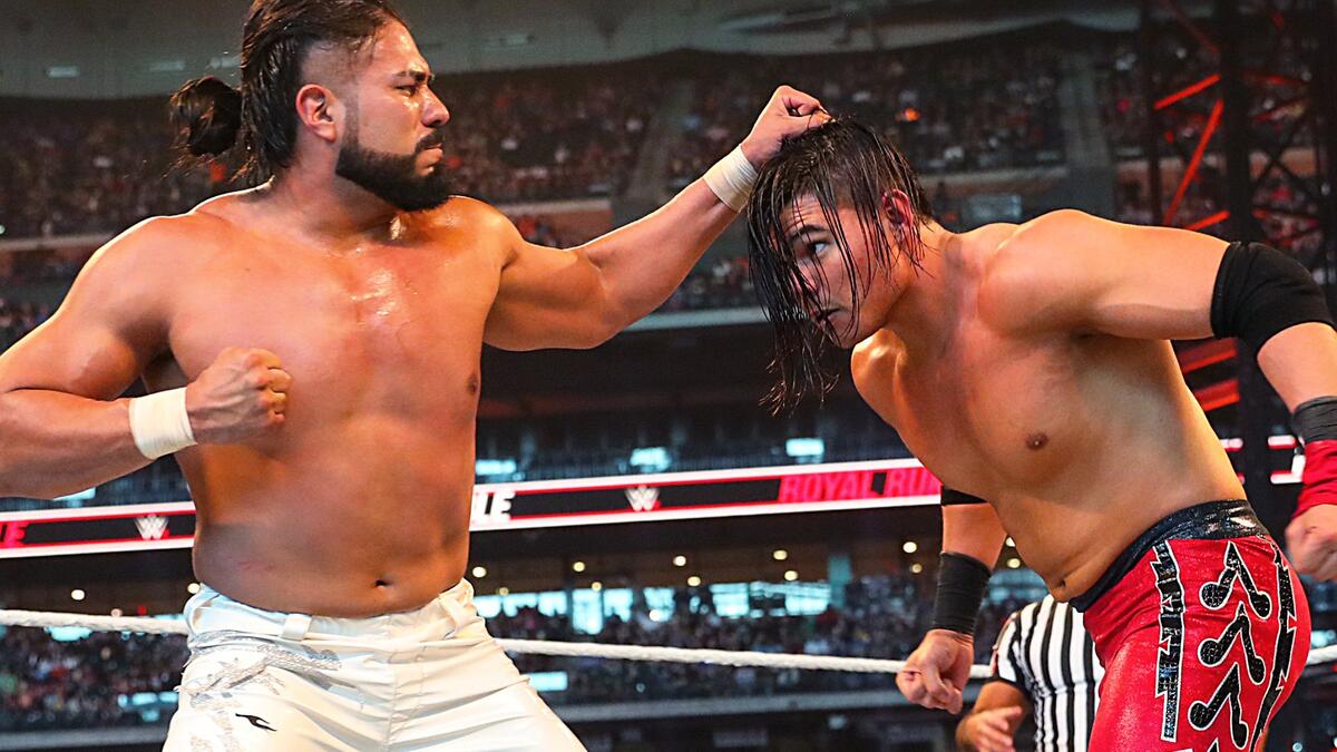 Humberto Carrillo catches Andrade with moonsault attack: Royal Rumble 2020 (WWE Network Exclusive) | WWE