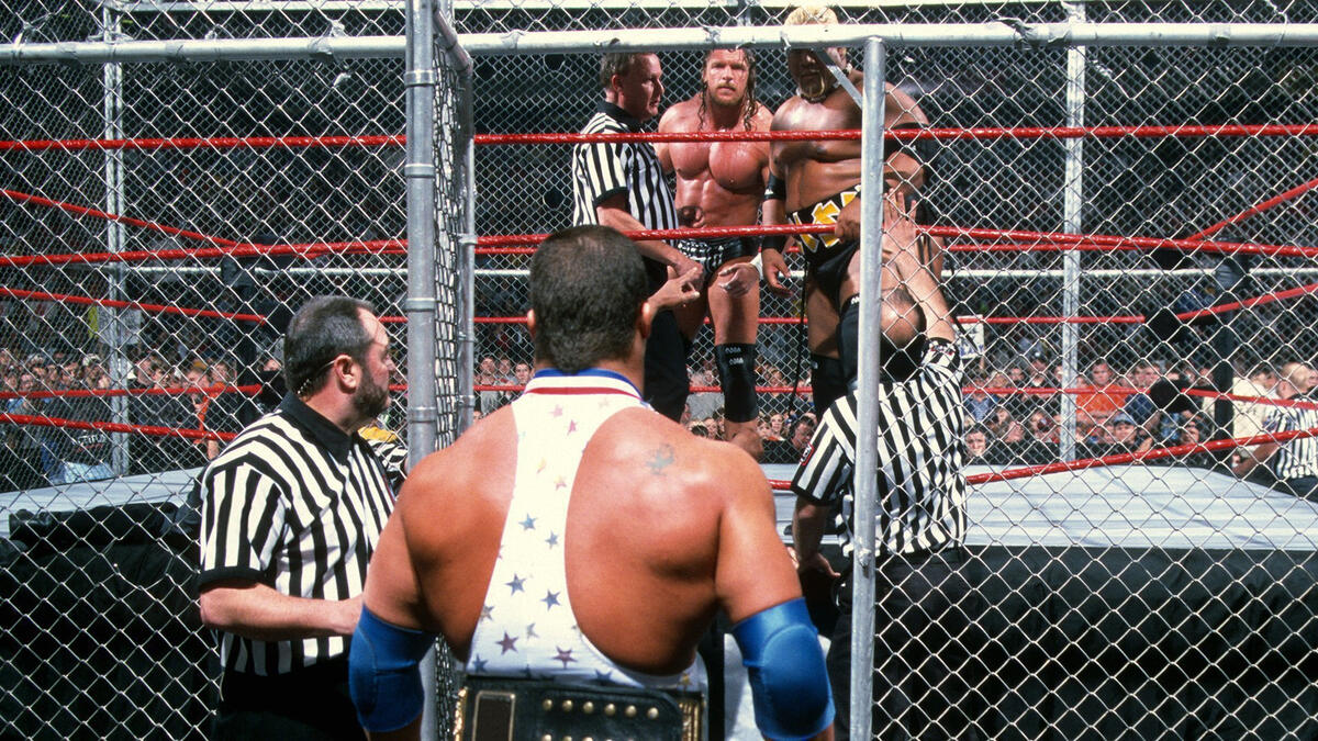 Six-Man WWE Championship Hell in a Cell Match: Armageddon 2000 | WWE