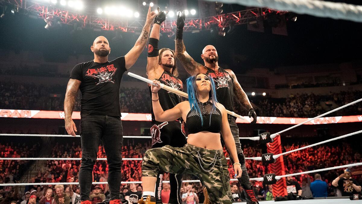 Mia Yim is revealed as The O.C.'s answer to The Judgment Day's Rhea Ripley: Raw, Nov. 7, 2022 | WWE