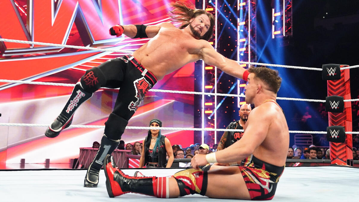AJ Styles vs. Chad Gable: Raw, Dec. 12, 2022 | WWE