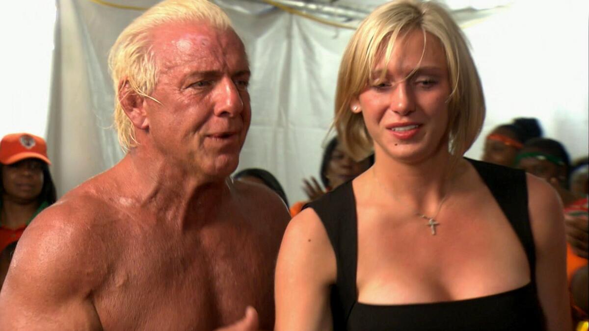 スポーツ選手 Ric Flair Charlotte Flair Charlotte Flair recalls her father's legendary Retirement Match at