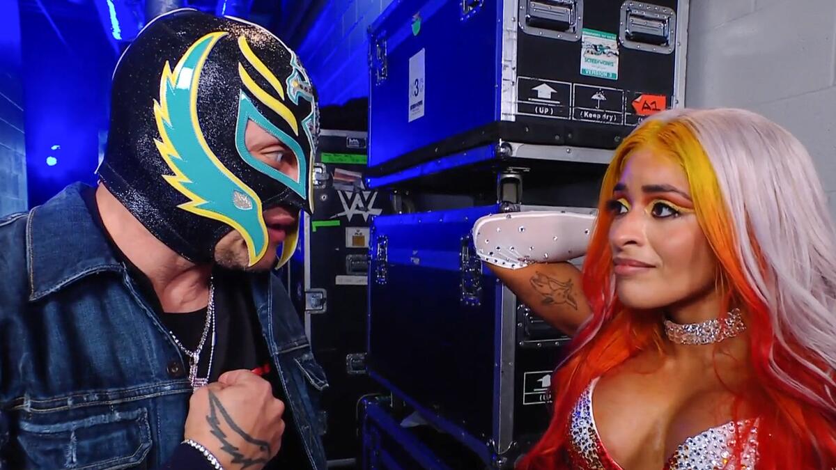 "Rey Mysterio tells Zelina Vega to trust her heart against Rhea Ripley: SmackDown highlights, April 28, 2023"