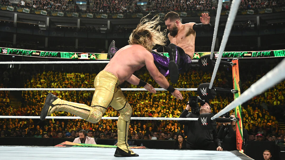 Seth "Freakin" Rollins vs. Finn Bálor — World Heavyweight Championship