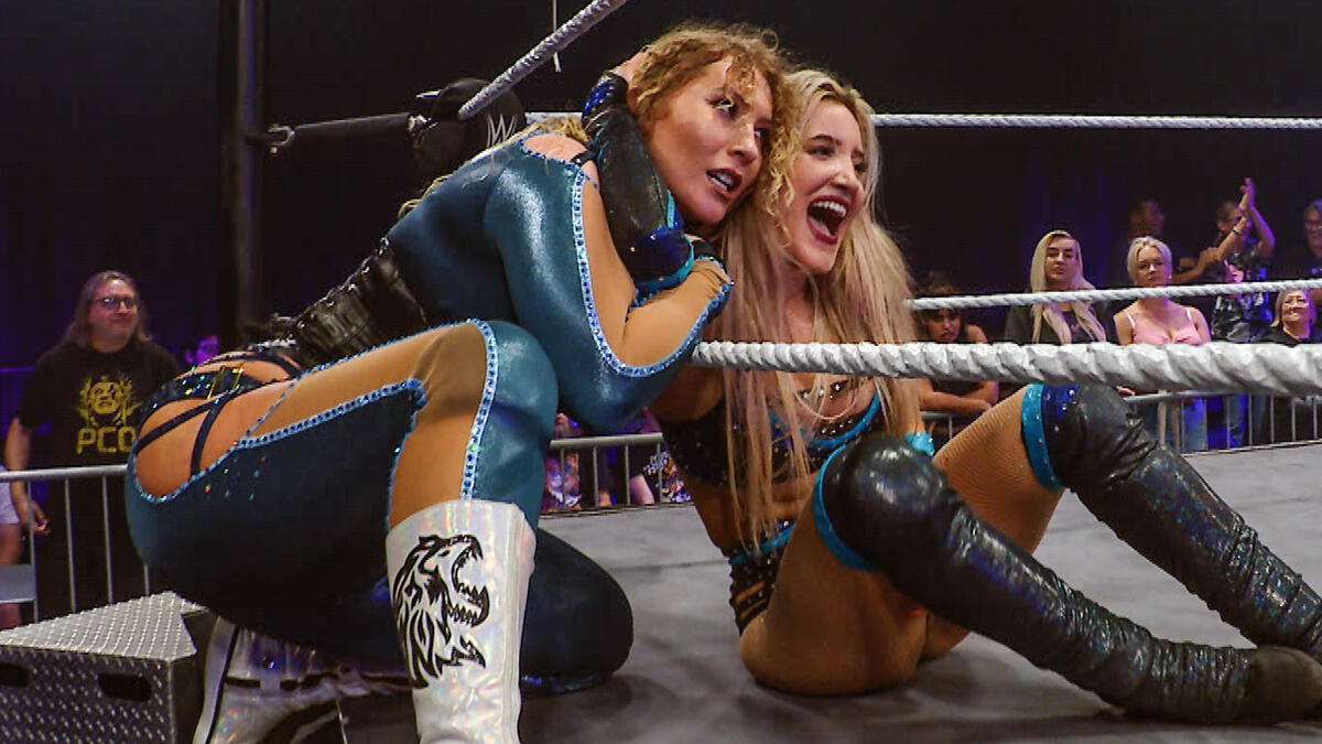 Nikkita Lyons and Zayda Steel team up in tag team action: WWE Evolve ...