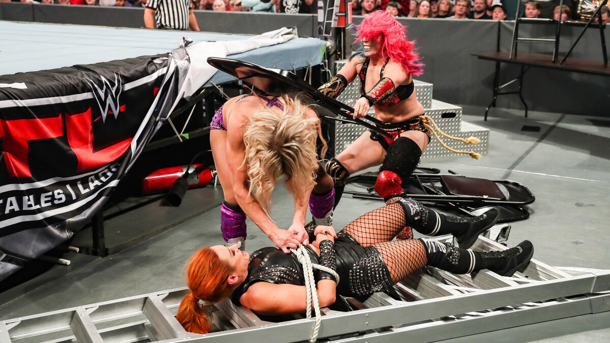 The Kabuki Warriors vs. Becky Lynch & Charlotte Flair -- WWE ...