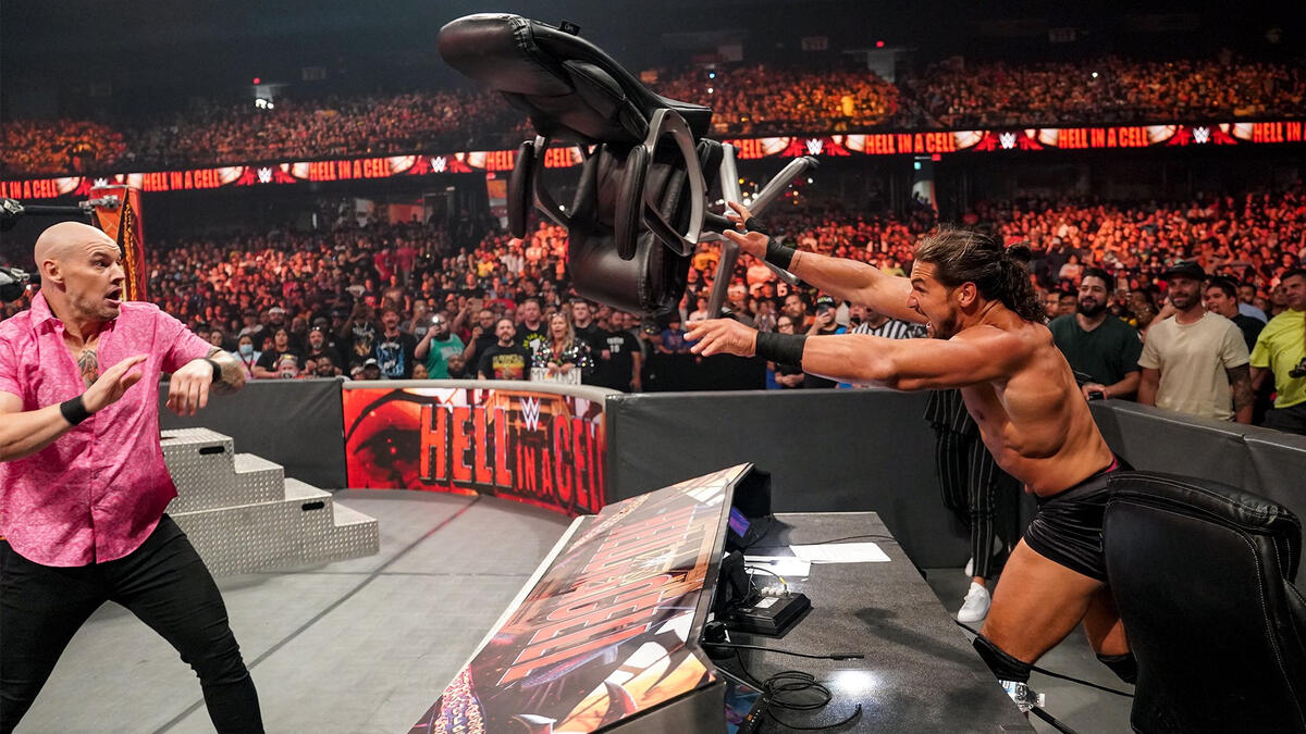 Madcap Moss vs. Happy Corbin – No Holds Barred Match: photos | WWE